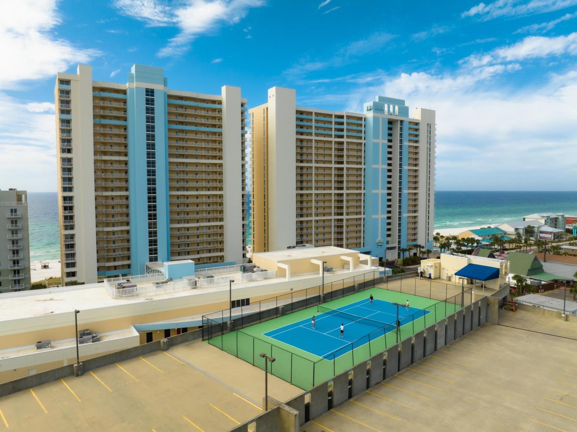 Official Majestic Beach Resort - Over 60 Units - All Ocean Front, Panama City Beach, Fl Eksteriør billede