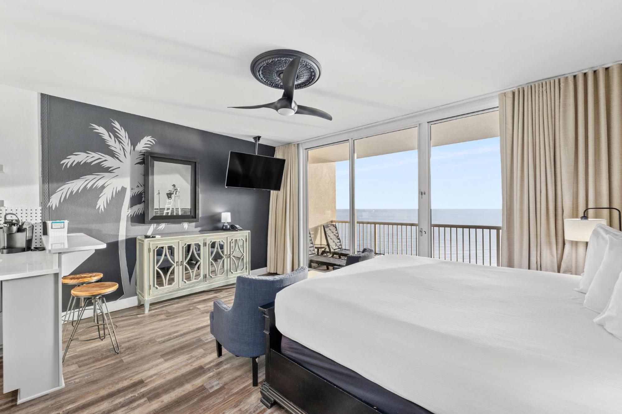 Official Majestic Beach Resort - Over 60 Units - All Ocean Front, Panama City Beach, Fl Eksteriør billede
